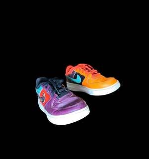 Nike Air Force 1 Low Kids US 1Y Multicolor Mismatched Youth Sneakers